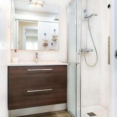 아파트 Apartmento Con Piscina Y Pista De Tennis *
